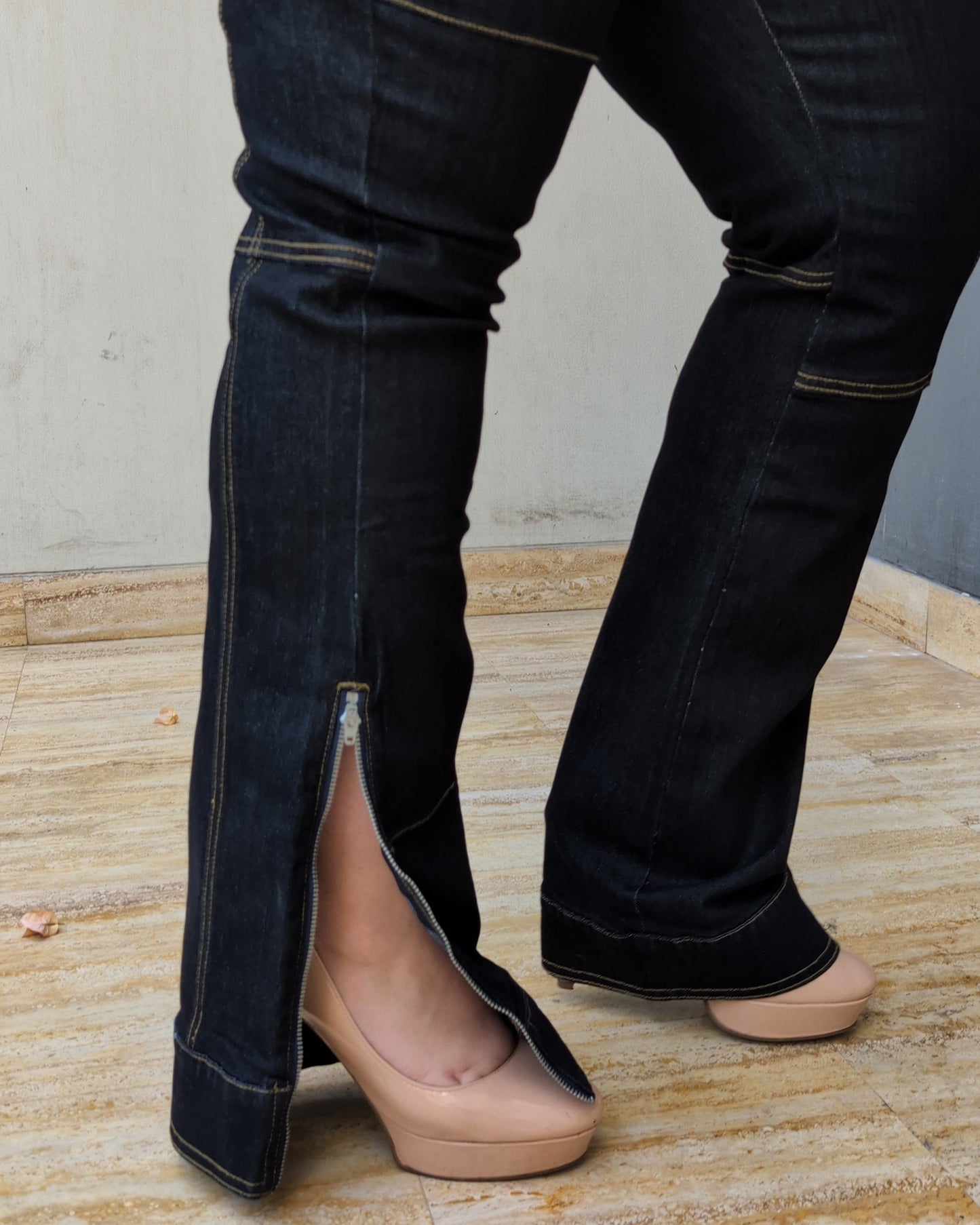 Jean Semi Flare Negro